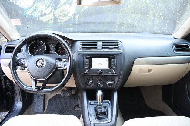 Used 2015 Volkswagen Jetta SE FWD image 18