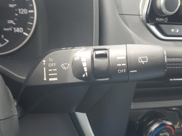 Certified 2025 Nissan Rogue SV AWD/4WD image 12