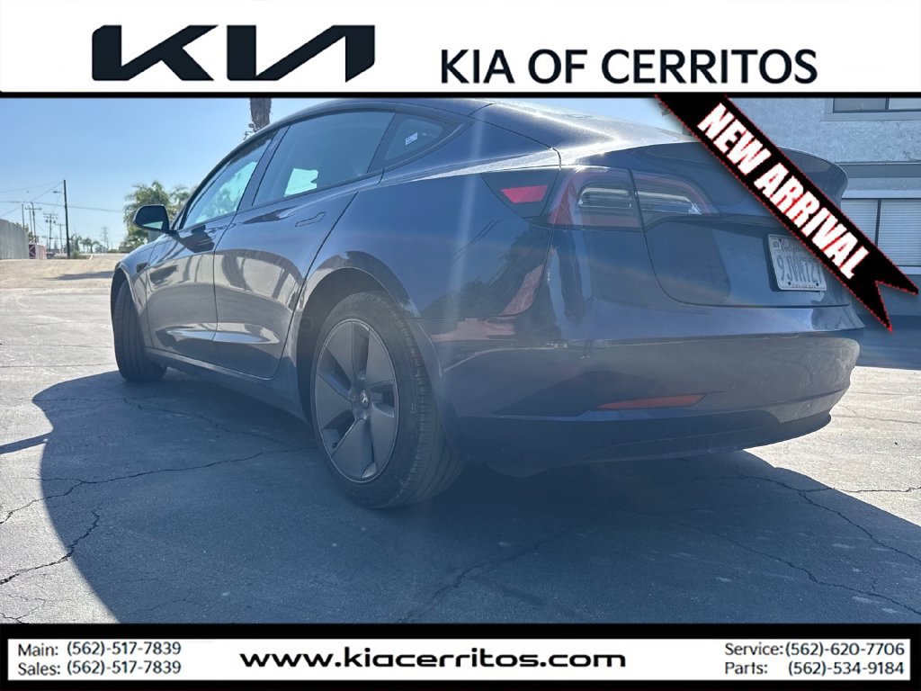 Used 2023 Tesla Model 3 Standard Range RWD image 3