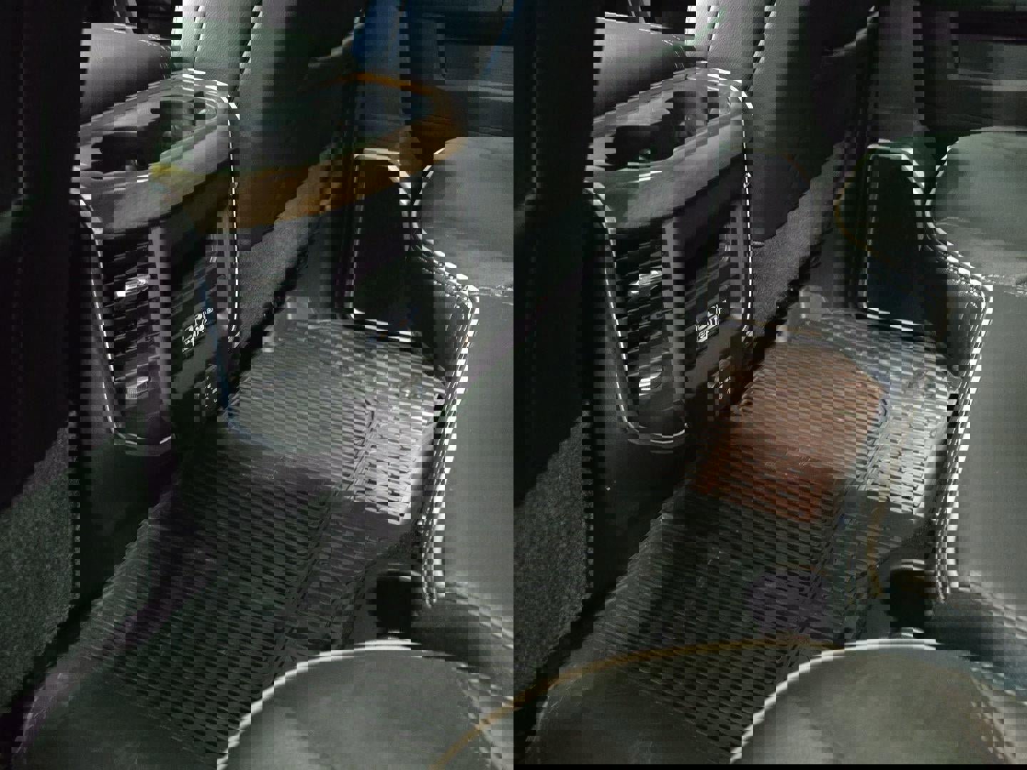 Used 2024 RAM 3500 Laramie image 18