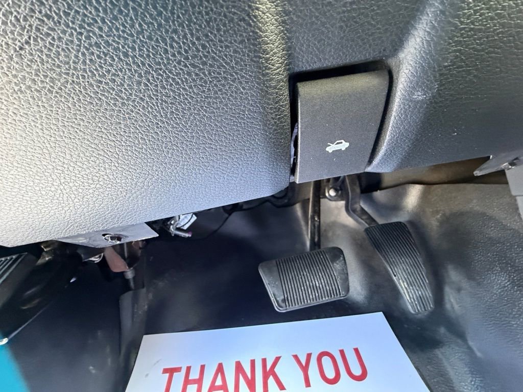 Used 2020 RAM 3500 Tradesman w/ Chrome Appearance Group image 12