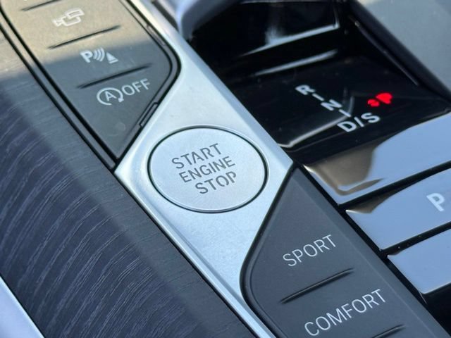 Used 2026 BMW M440i Coupe w/ Premium Package RWD image 29