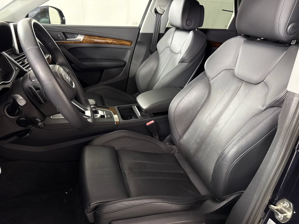 Used 2018 Audi Q5 2.0T Premium Plus w/ Premium Plus Package AWD/4WD image 11
