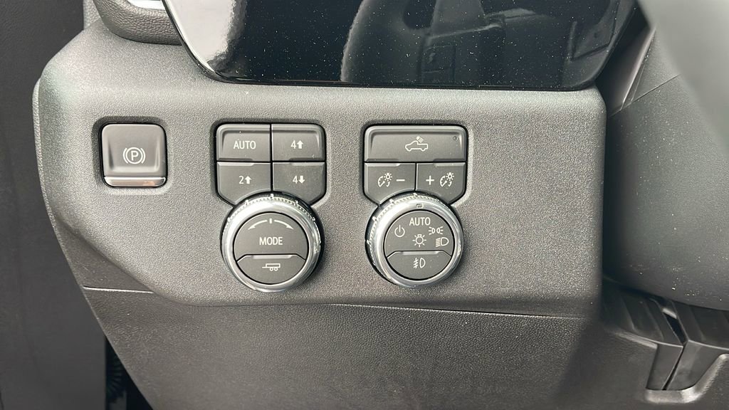 New 2026 GMC Sierra 1500 Elevation image 22