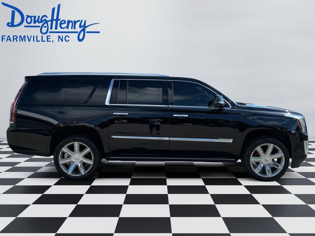 Used 2020 Cadillac Escalade ESV Premium Luxury AWD/4WD image 6