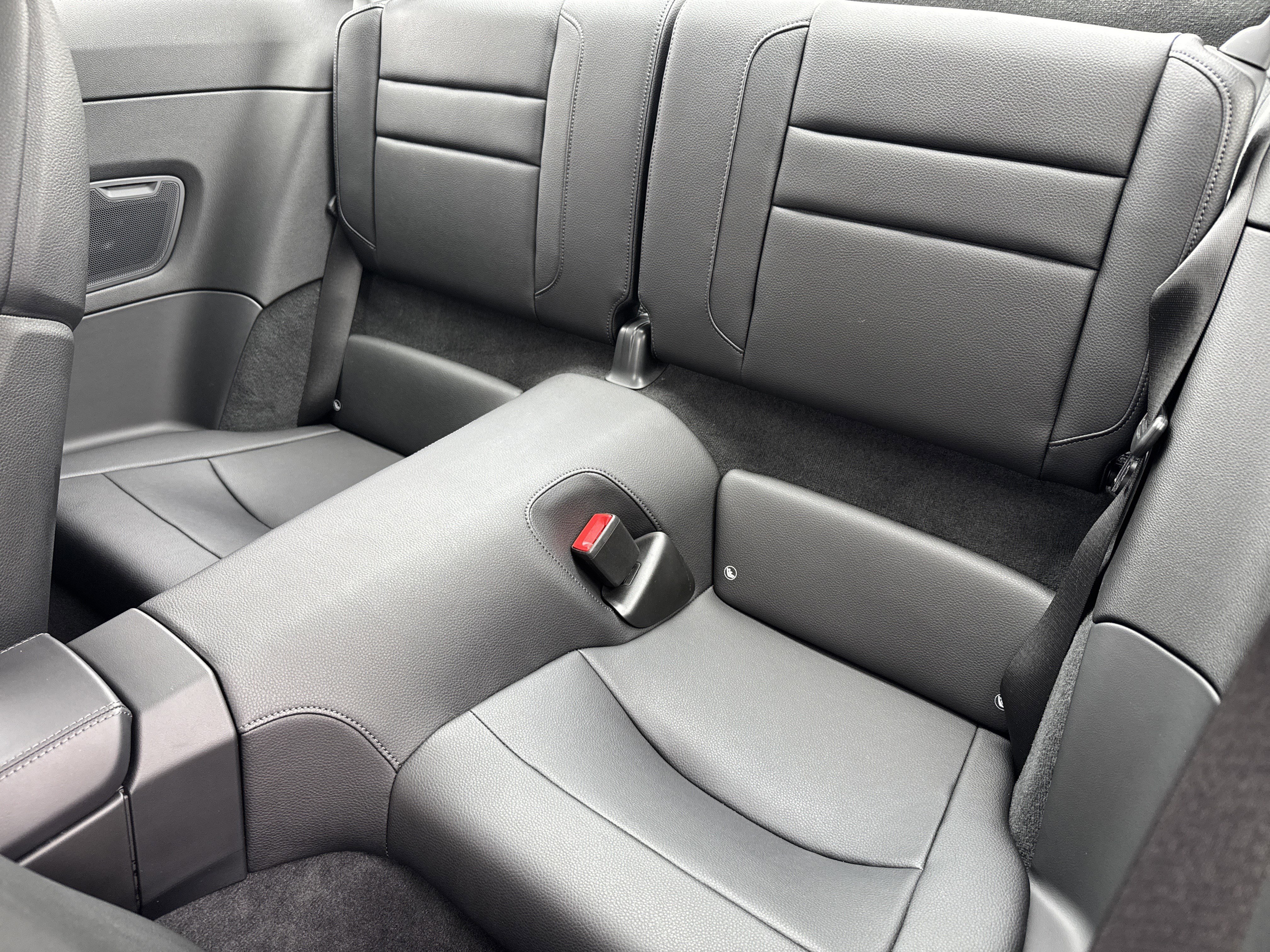 Used 2024 Porsche 911 Carrera w/ Premium Package image 29