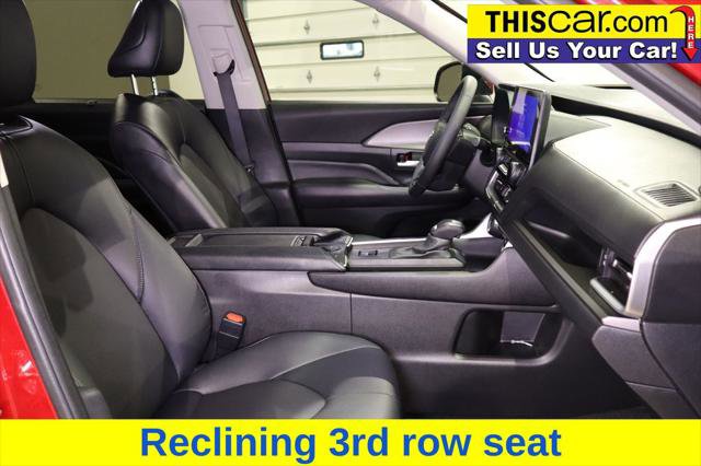 Used 2024 Toyota Grand Highlander XLE image 25