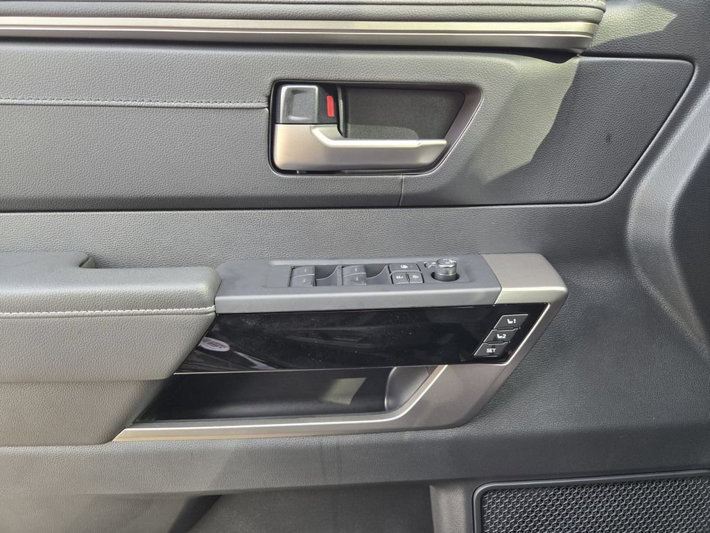 New 2026 Toyota Tundra Limited AWD/4WD image 14
