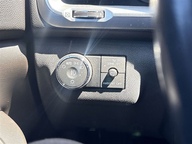 Used 2017 GMC Acadia Limited SLT image 17