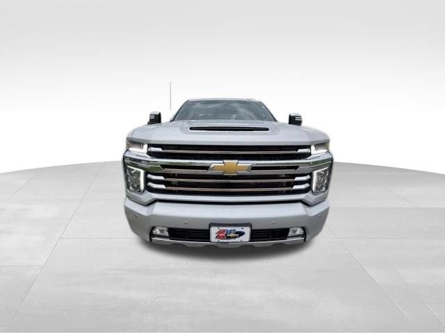 Used 2022 Chevrolet Silverado 2500 High Country w/ Z71 Off-Road Package AWD/4WD image 2