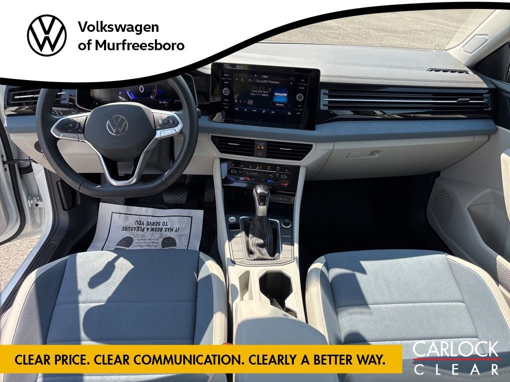 Used 2025 Volkswagen Jetta SE w/ Sunroof Package image 26