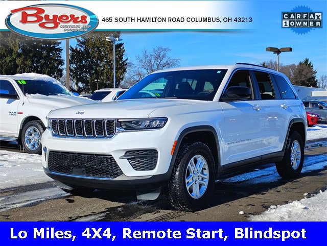 Used 2024 Jeep Grand Cherokee Laredo image 11