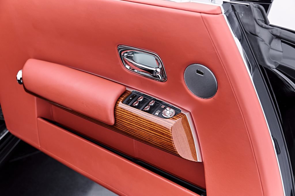 Used 2009 Rolls-Royce Phantom Coupe RWD image 38