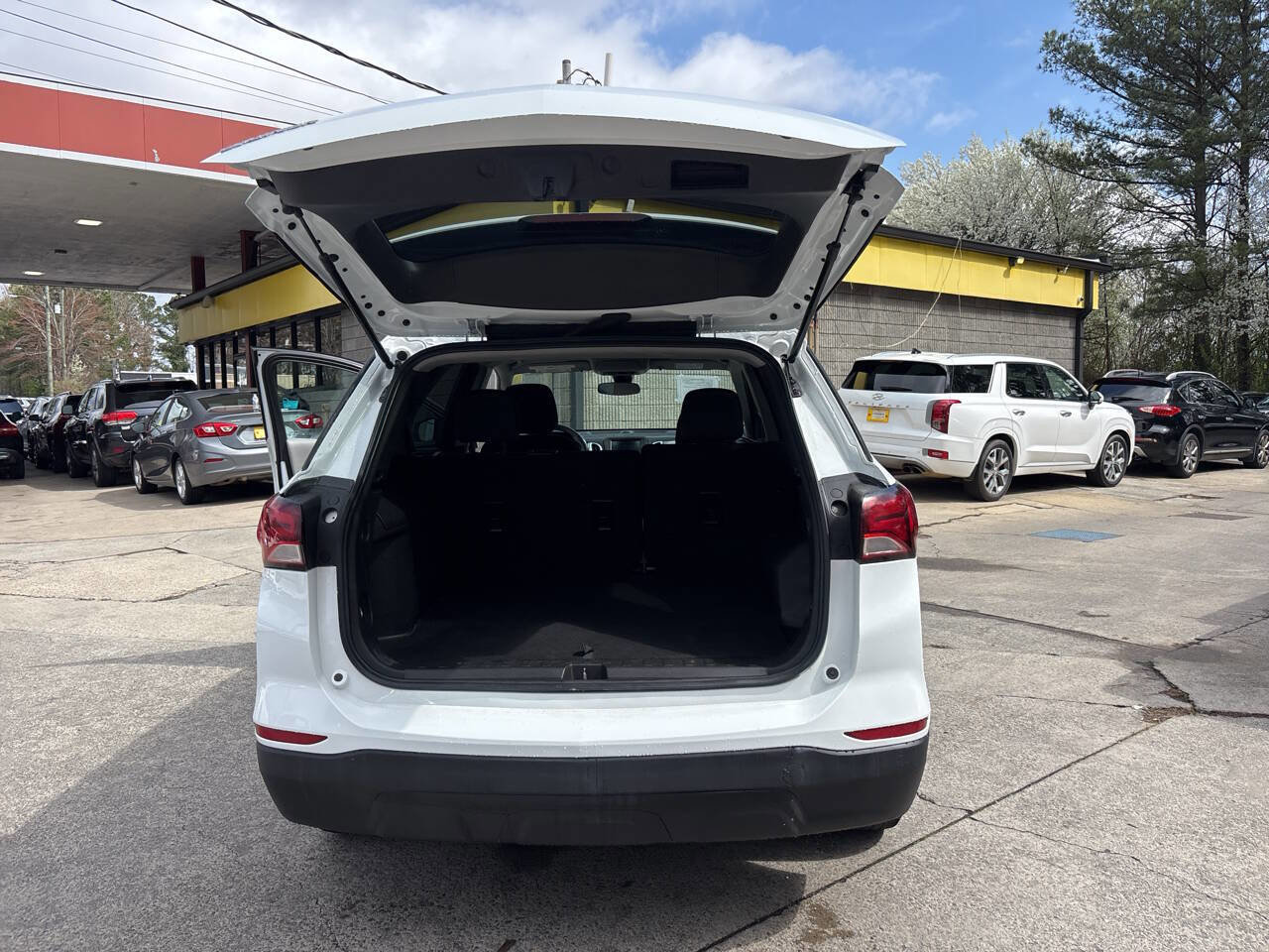 Used 2022 Chevrolet Equinox LS w/ LS Convenience Package image 15