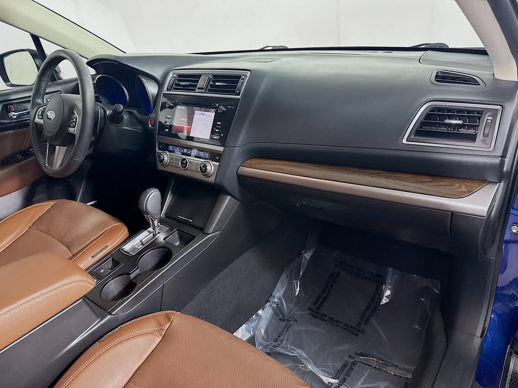 Used 2017 Subaru Outback 3.6R Touring w/ Popular Package #5A AWD/4WD image 36