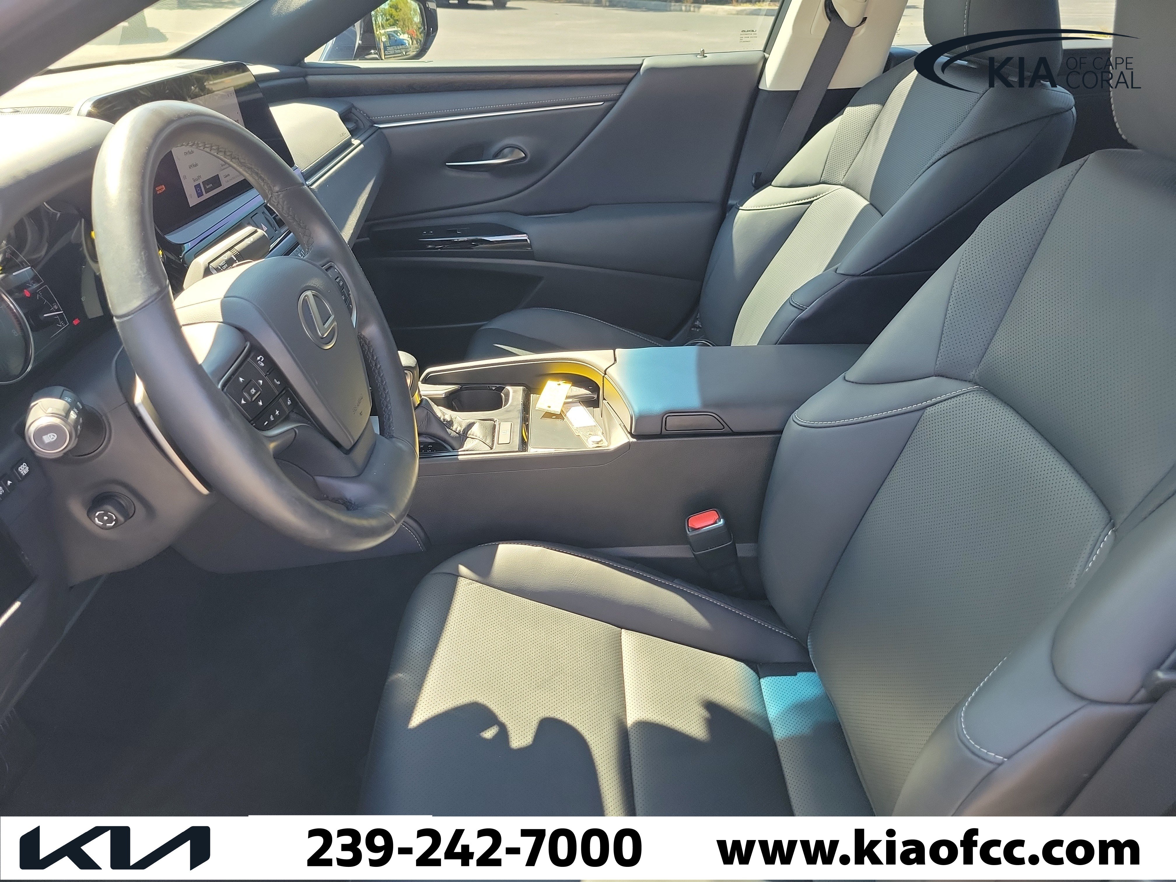 Used 2024 Lexus ES 350 w/ Premium Package FWD image 20
