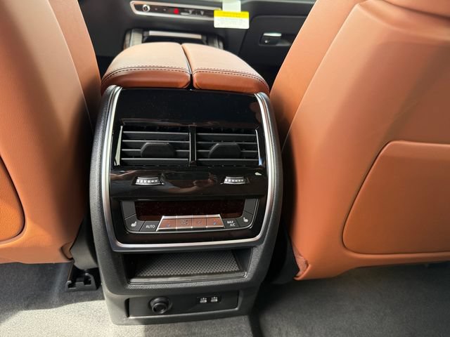 New 2027 BMW X7 xDrive40i w/ M Sport Package AWD/4WD image 22