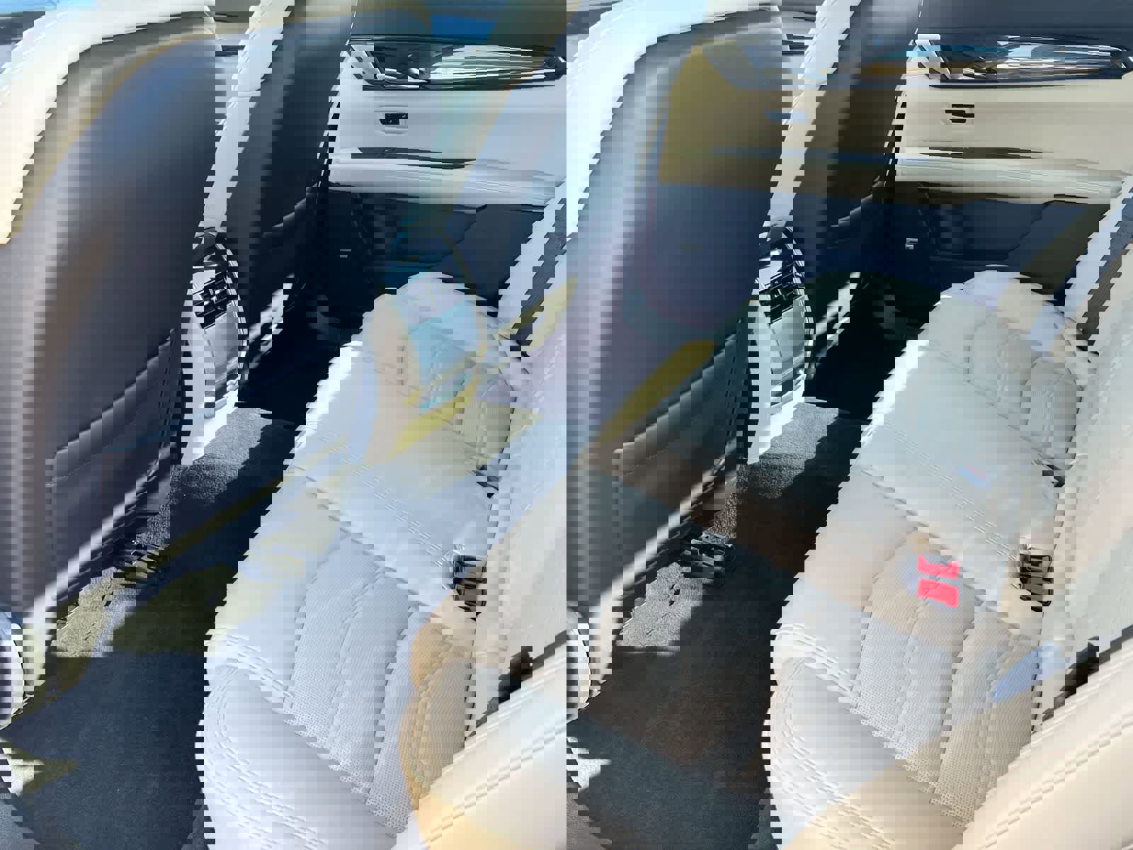 Used 2019 Cadillac CT6 Premium Luxury w/ Super Cruise Package AWD/4WD image 18