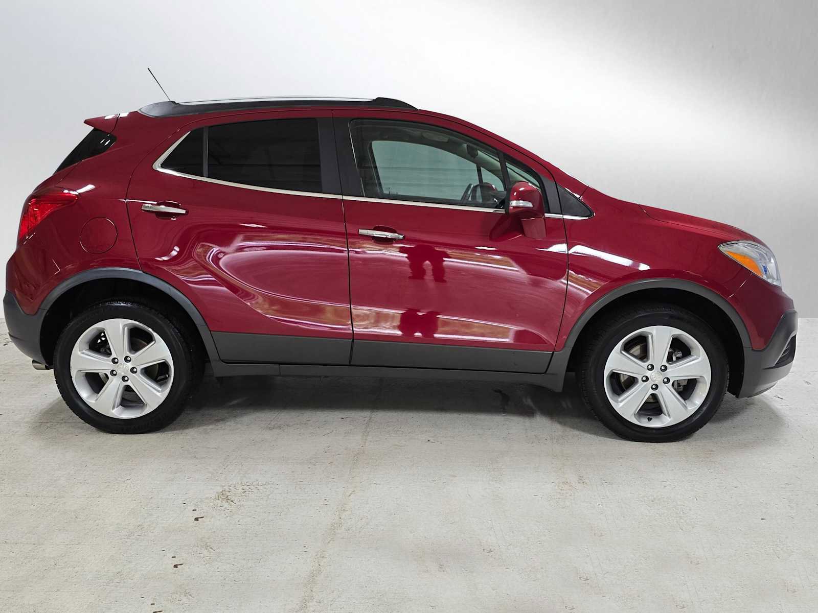 Used 2015 Buick Encore AWD image 2