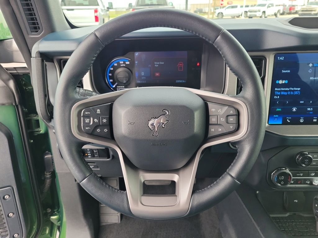 Certified 2024 Ford Bronco Outer Banks image 23