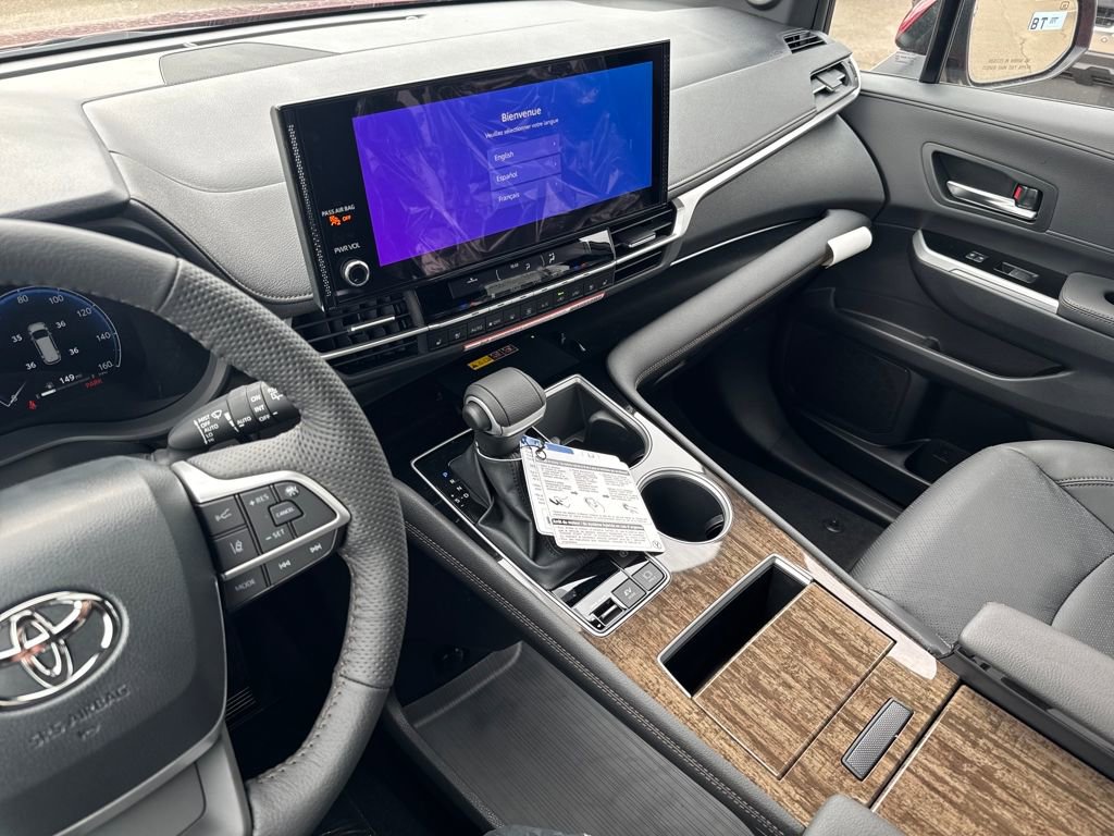 New 2026 Toyota Sienna Platinum image 22