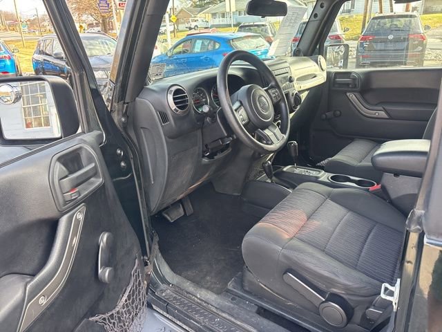 Used 2012 Jeep Wrangler Sport AWD/4WD image 12
