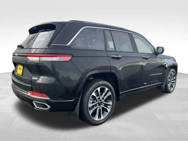 Used 2023 Jeep Grand Cherokee Overland w/ Luxury Tech Group IV image 10