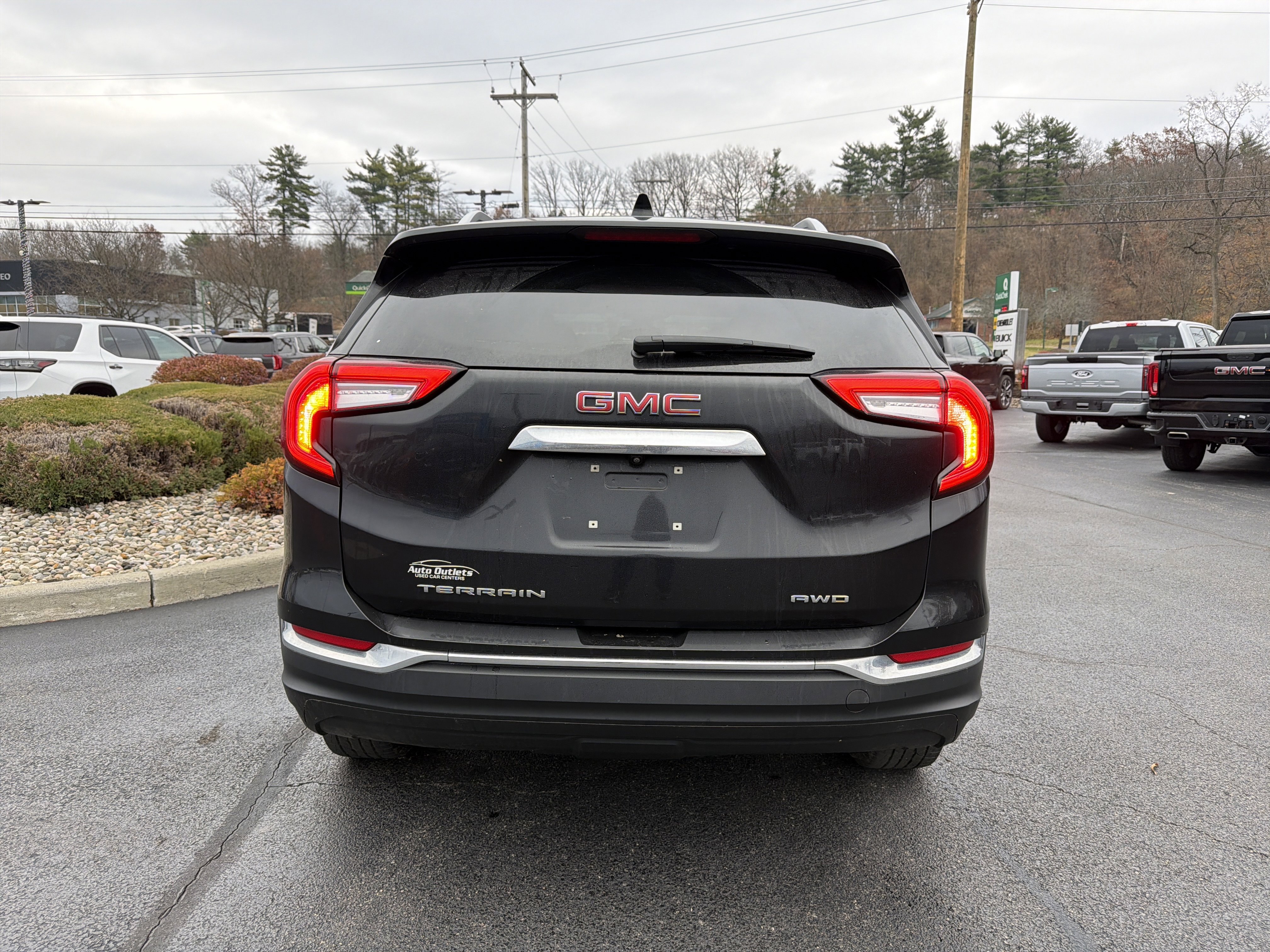 Certified 2023 GMC Terrain SLT image 7