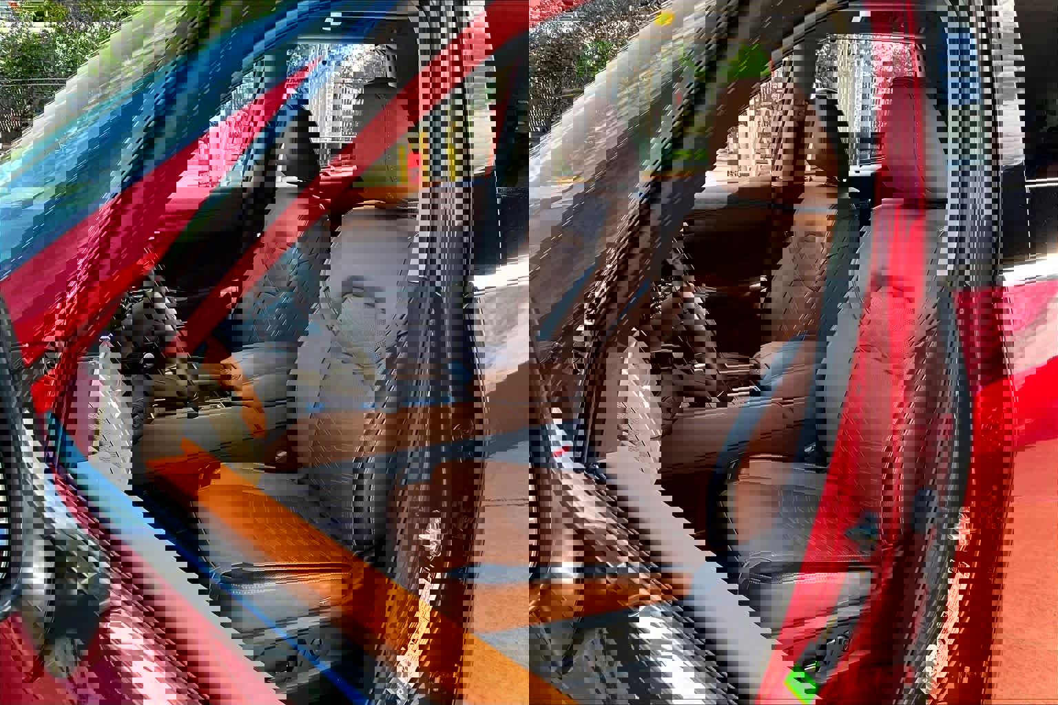 Used 2023 Nissan Pathfinder Platinum w/ Cargo Package FWD image 8