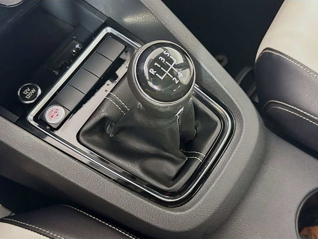 Used 2016 Volkswagen Jetta Sport image 20