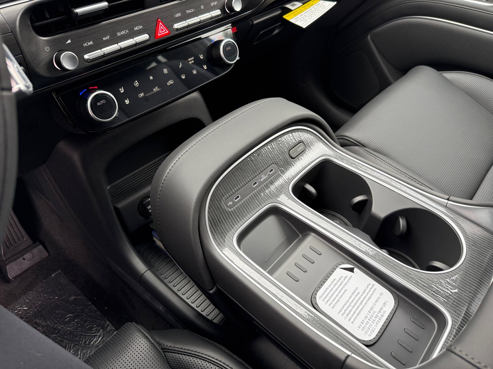 New 2026 Hyundai Palisade Calligraphy image 13