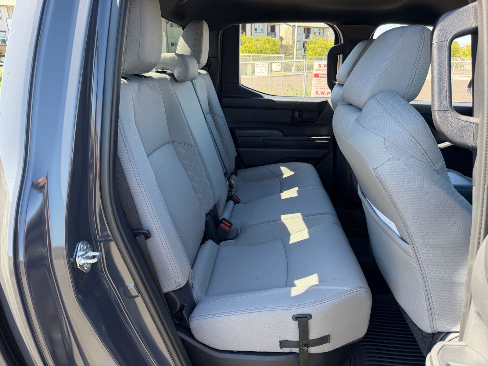 Certified 2025 Toyota Tacoma SR5 AWD/4WD image 18