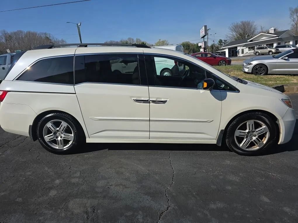 Used 2013 Honda Odyssey Touring image 4