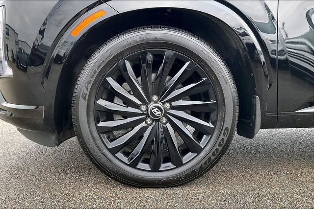 Used 2024 Hyundai Palisade Calligraphy image 8