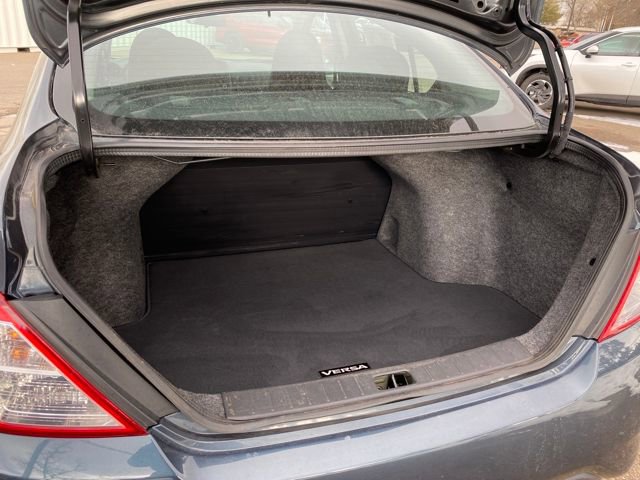 Used 2015 Nissan Versa S Plus image 18