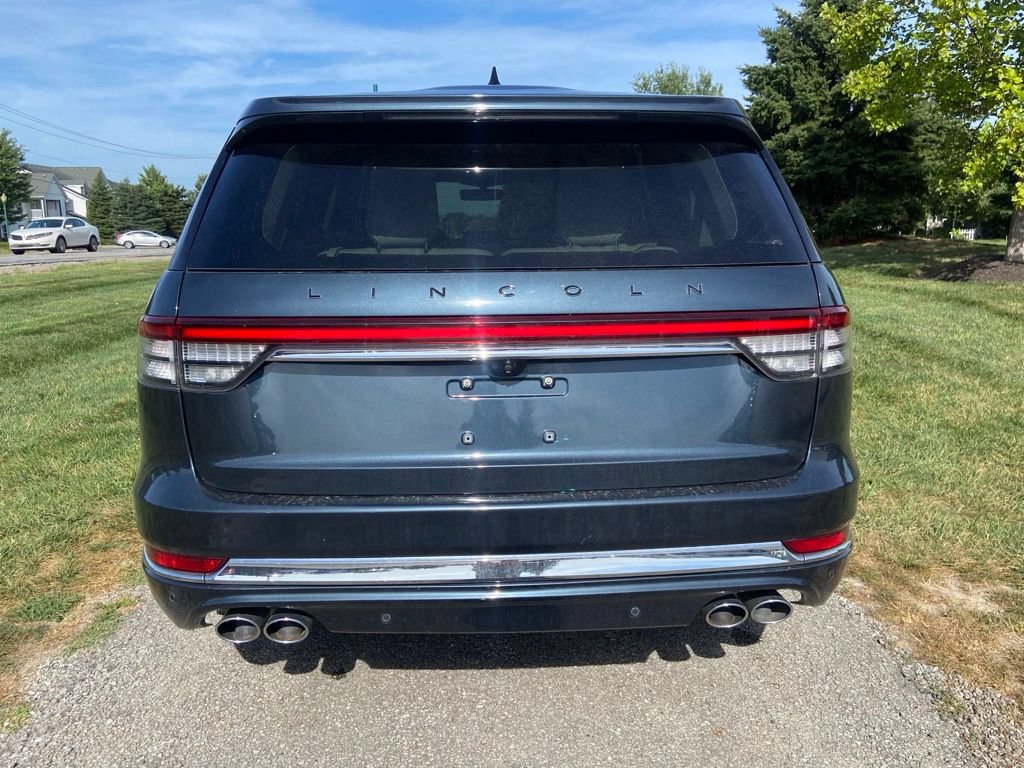 Used 2022 Lincoln Aviator Black Label AWD/4WD image 4
