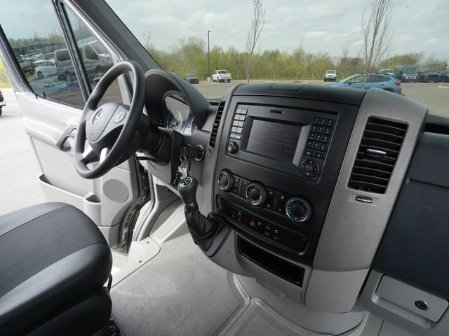 Used 2018 Mercedes-Benz Sprinter 2500 image 28