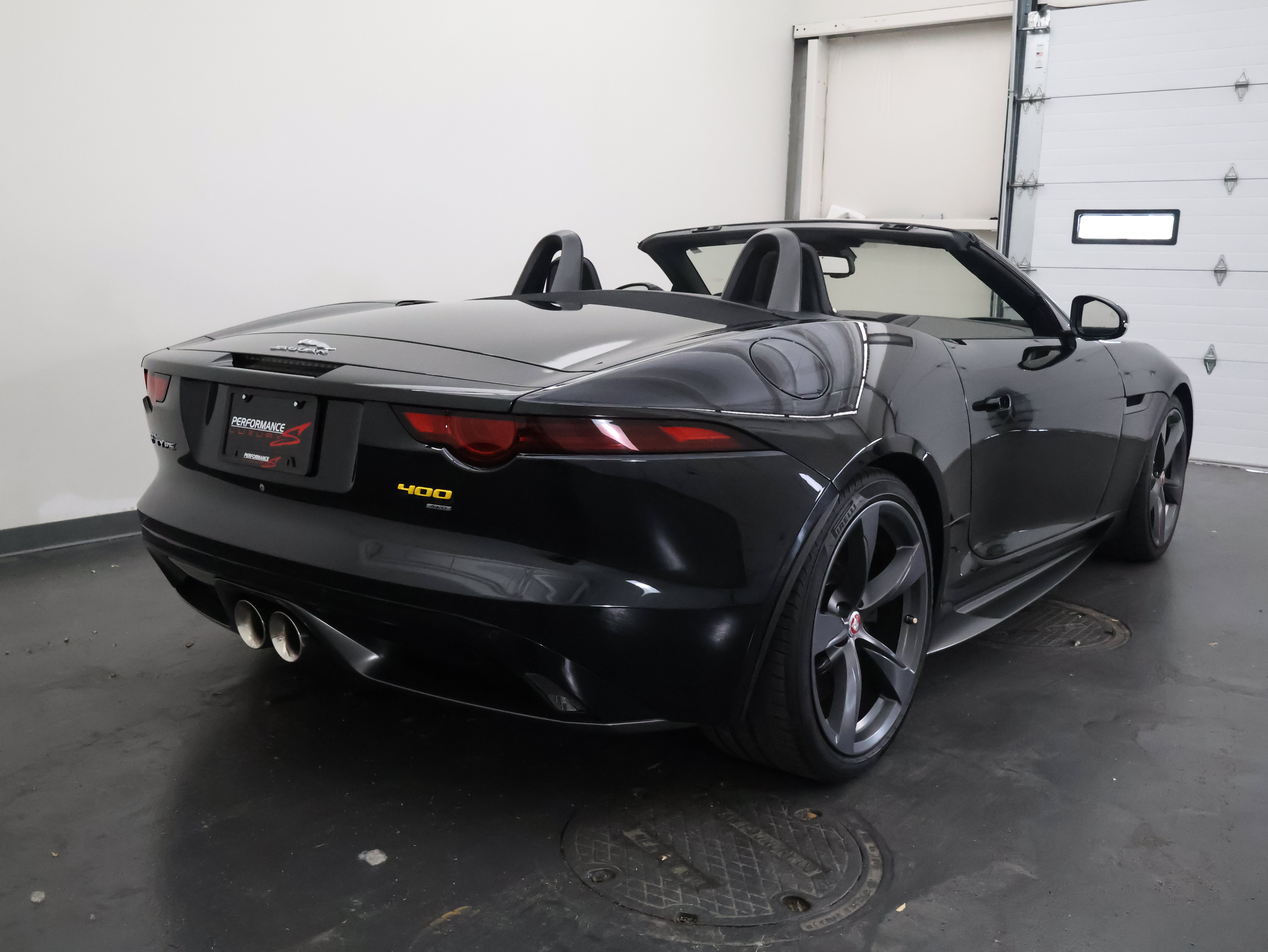 Used 2018 Jaguar F-TYPE 400 Sport AWD/4WD image 4