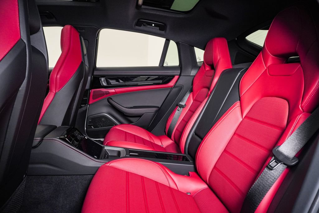 New 2026 Porsche Panamera 4 E-Hybrid AWD/4WD image 17