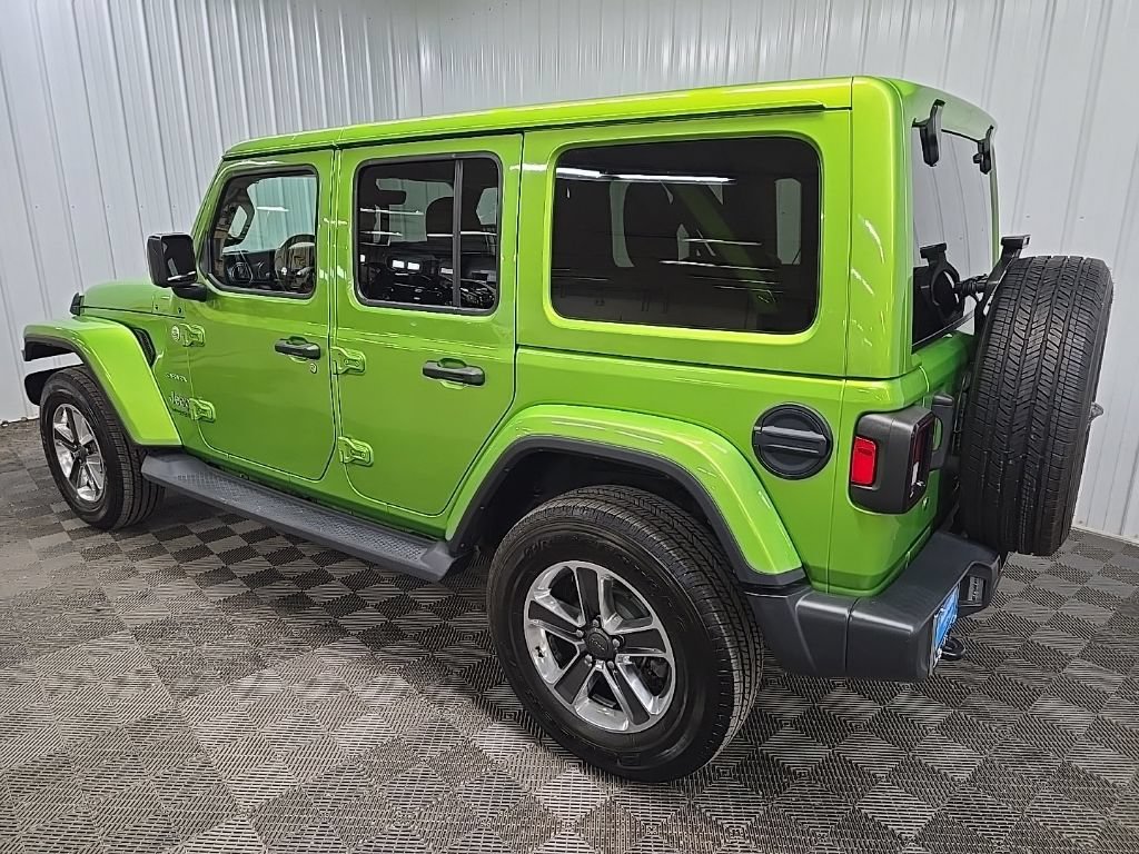 Used 2020 Jeep Wrangler Unlimited Sahara w/ Uconnect 4C Nav & Sound Group AWD/4WD image 9
