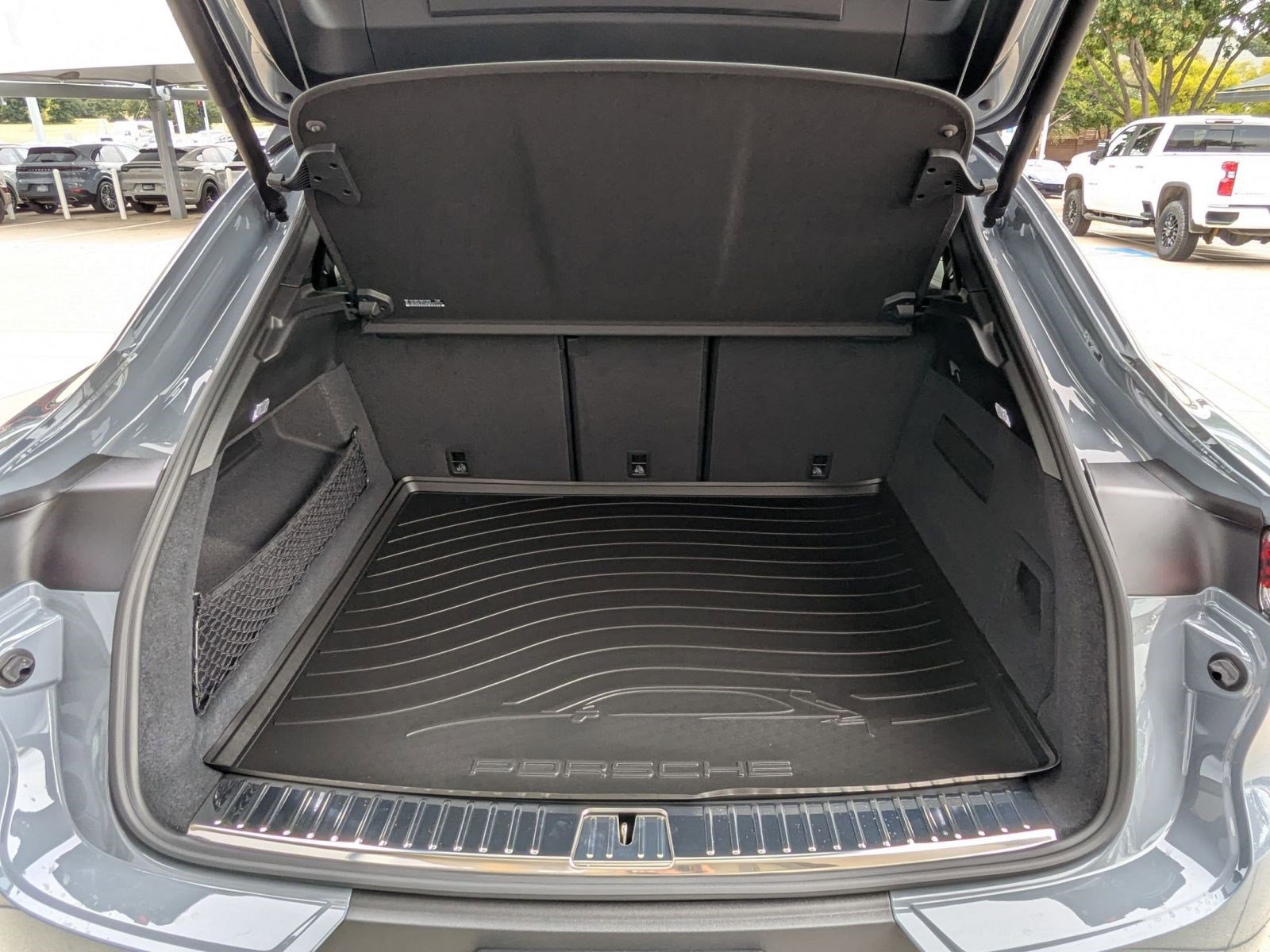 New 2026 Porsche Cayenne Coupe image 23