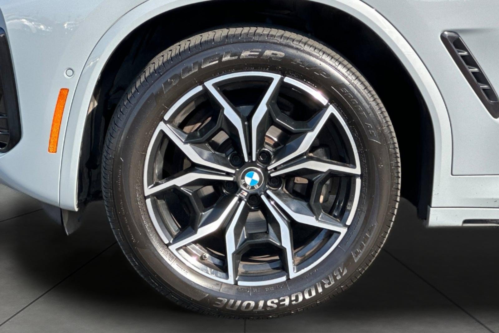 Used 2024 BMW X4 xDrive30i w/ Premium Package AWD/4WD image 26