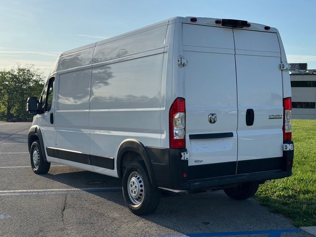 Used 2025 RAM ProMaster 2500 w/ Convenience Group image 7