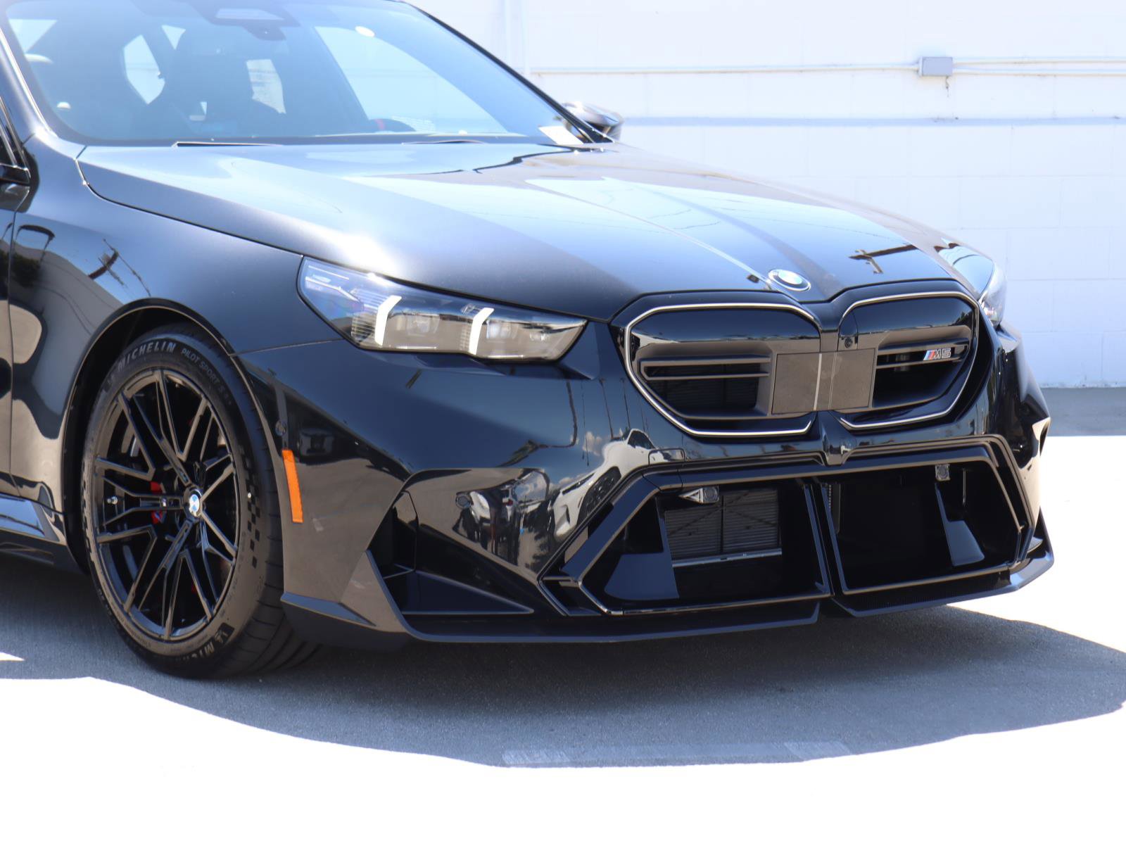 New 2026 BMW M5 image 2