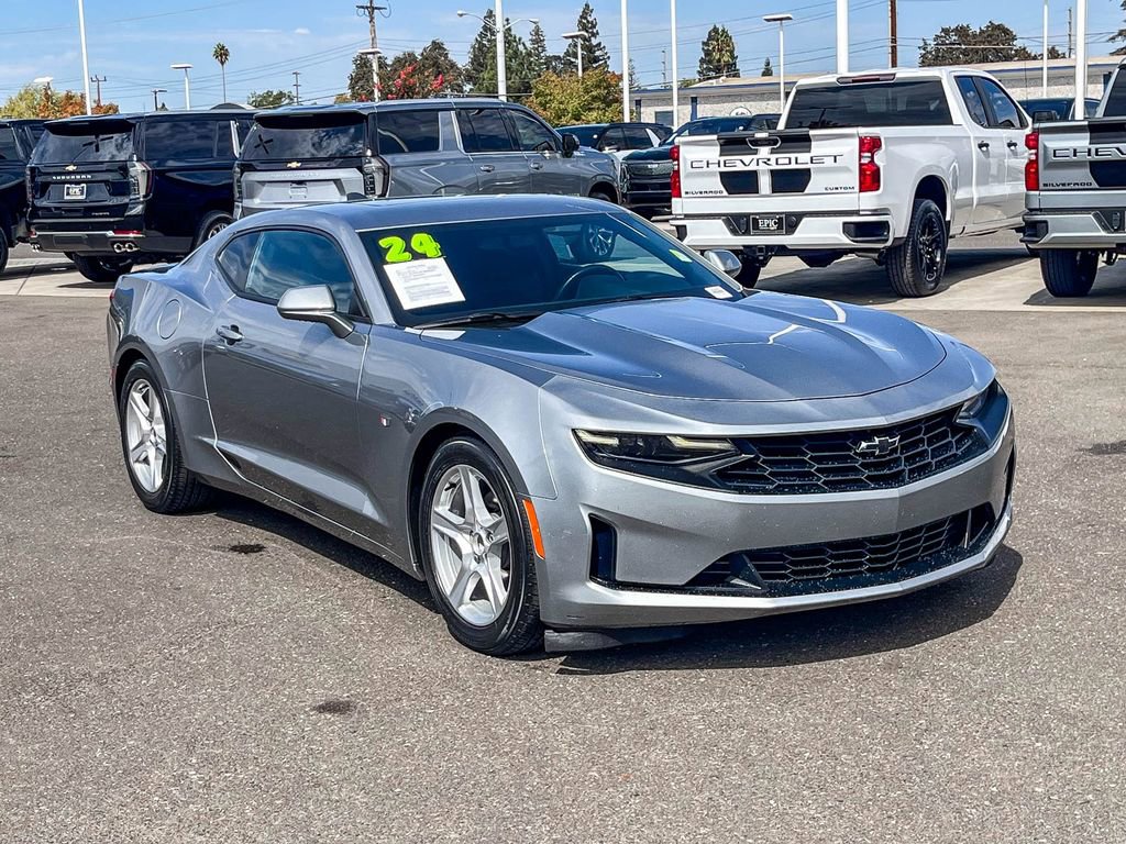 Used 2024 Chevrolet Camaro LT image 5