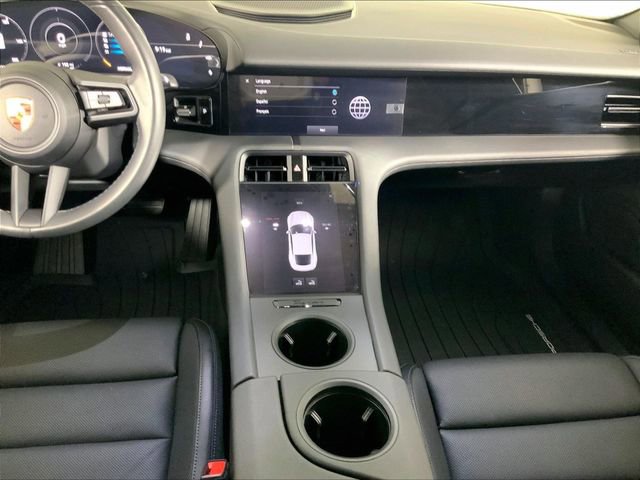 Used 2022 Porsche Taycan image 14