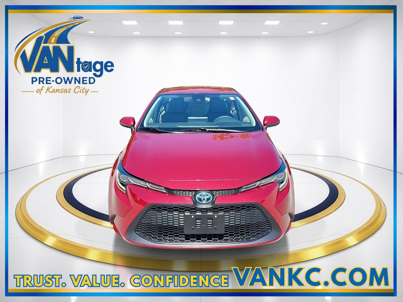 Used 2022 Toyota Corolla LE FWD image 2