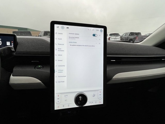 Used 2022 Ford Mustang Mach-E Premium image 47