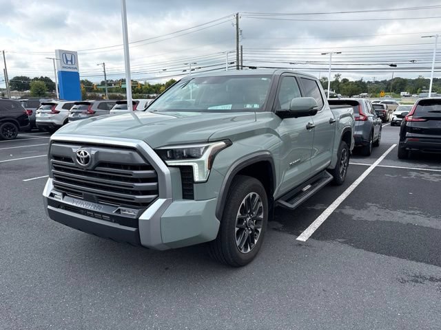 Used 2024 Toyota Tundra Limited AWD/4WD image 4