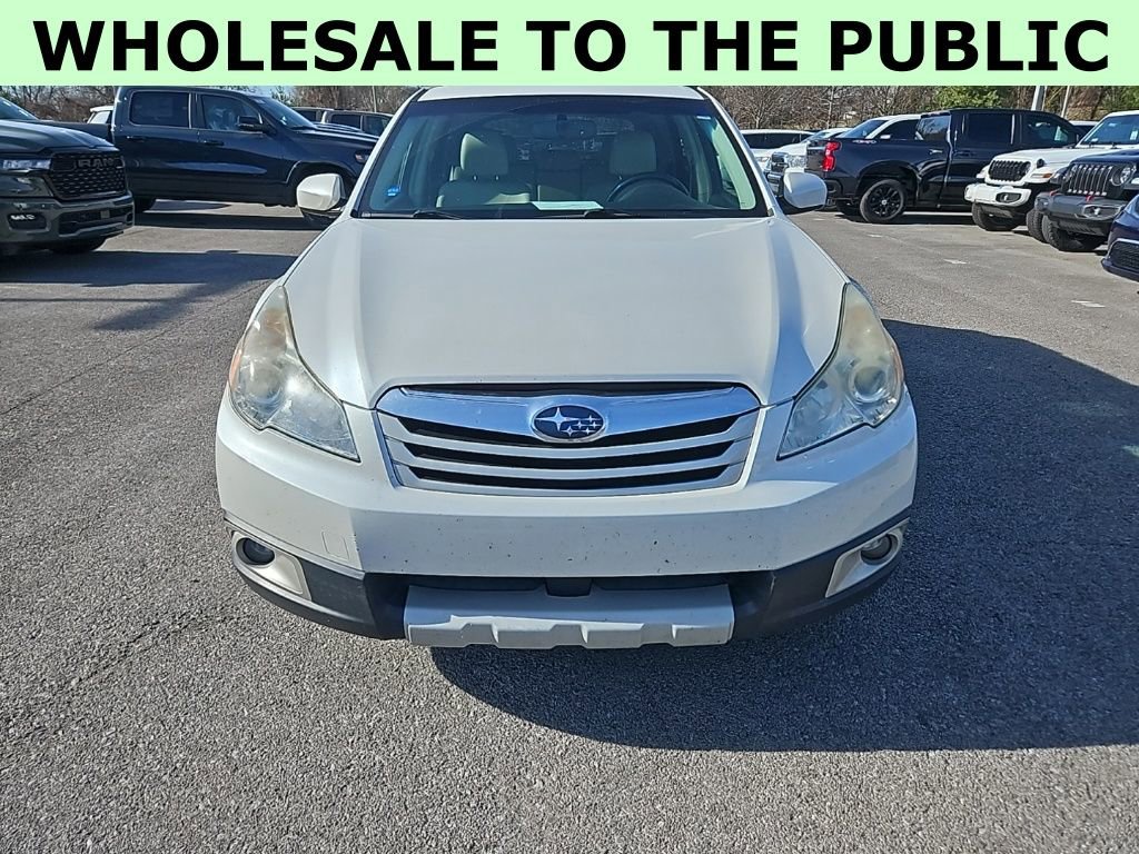Used 2011 Subaru Outback 2.5i Limited image 2